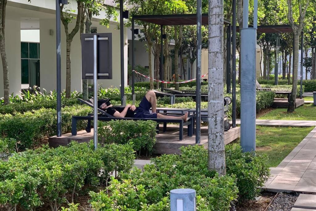 Cosy Studio Netflix Selfcheckin Cyberjaya 2 Exterior foto