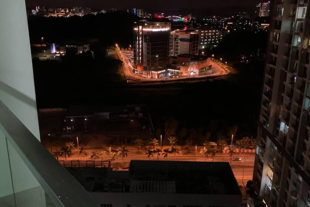 Cosy Studio Netflix Selfcheckin Cyberjaya 2 Exterior foto
